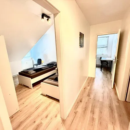 Grosszuegige 5-zimmer Fuer Bis Zu 10 Personen Apartmán